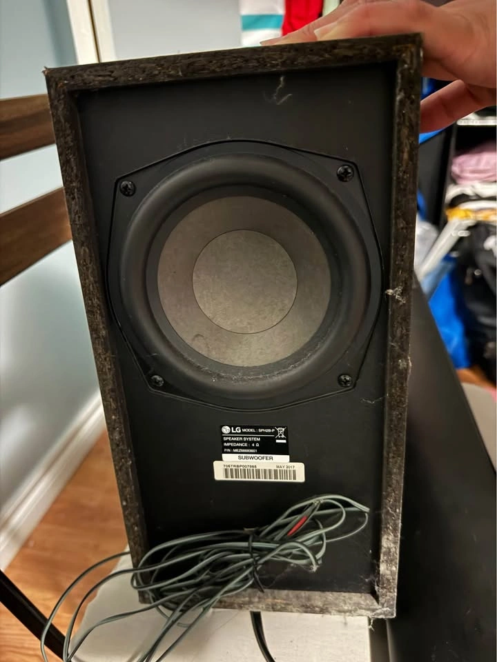 LG soundbar - photo 3