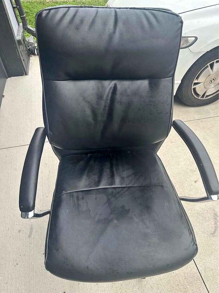 Black Leather Executive Office Chair