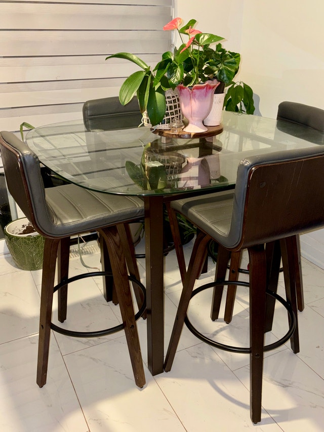 Glass Top table - photo 4