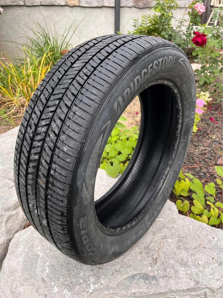 Bridgestone Ecopia H/L 422 Plus