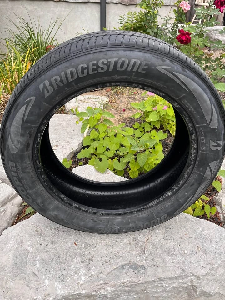 Bridgestone Ecopia H/L 422 Plus - photo 2