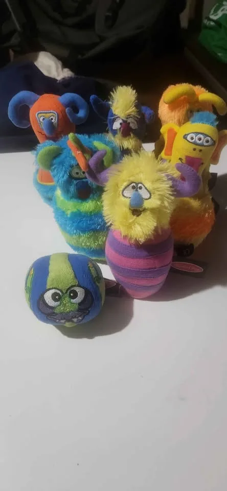 Melissa and Doug Plush Monster bowling image indicator(2)