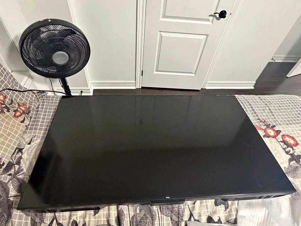 TCL 50” Smart TV – Like New – Used Only for 1 Month