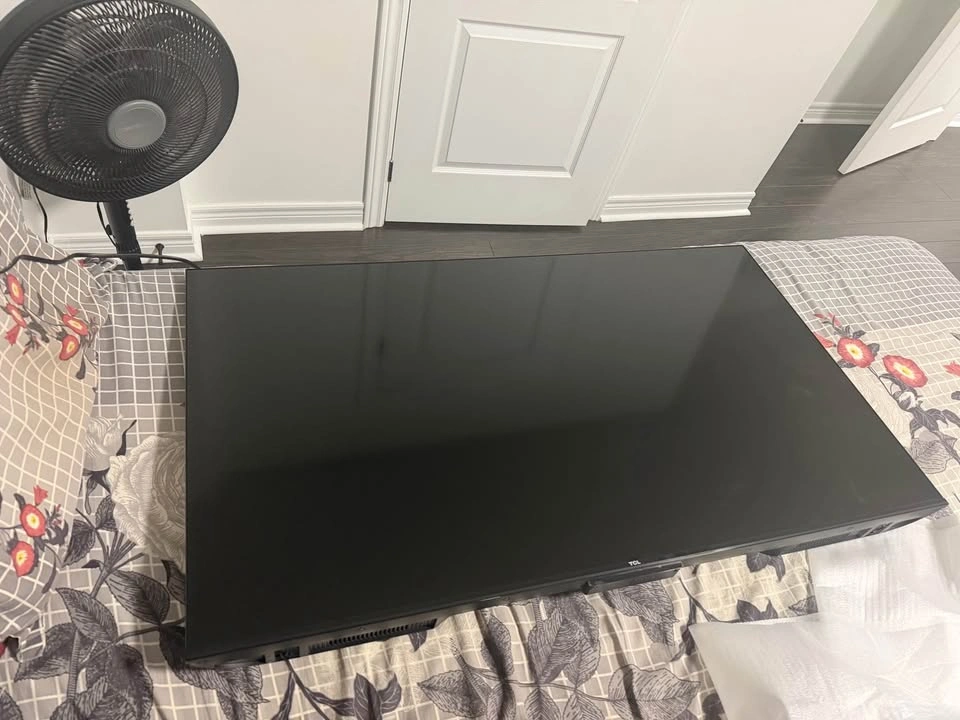TCL 50” Smart TV – Like New – Used Only for 1 Month - photo 2