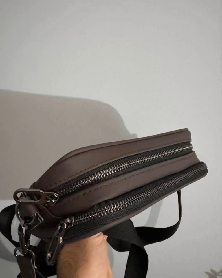 Leather crossbody bag - photo 3