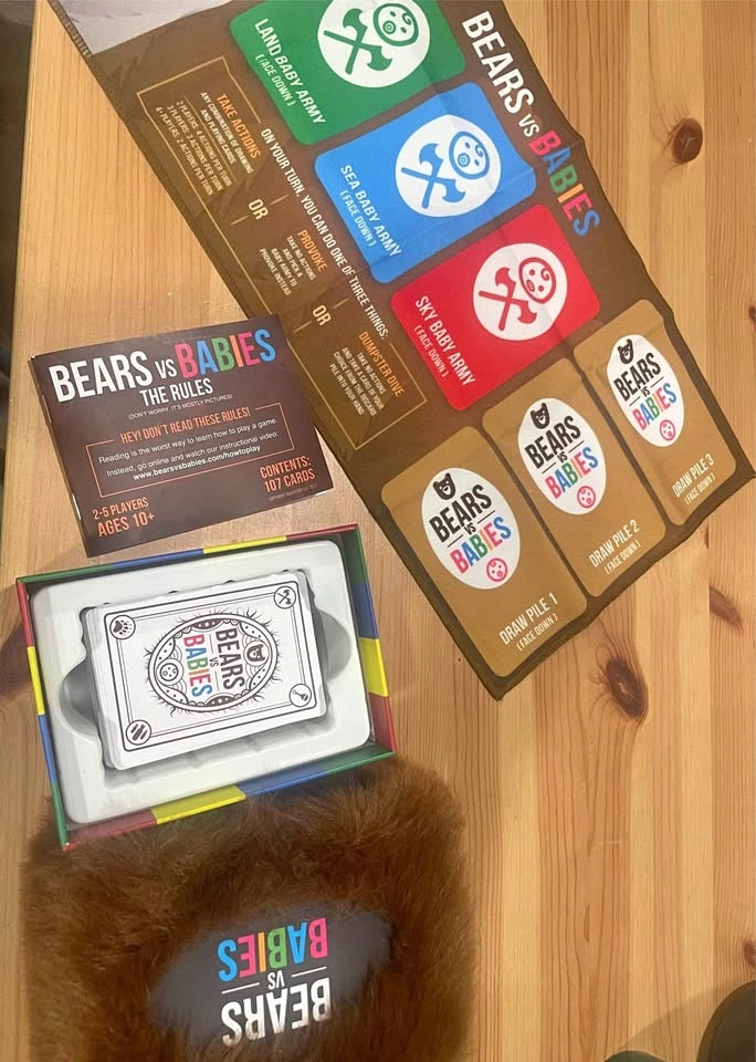 Bears vs Babies boardgame, excellent condition