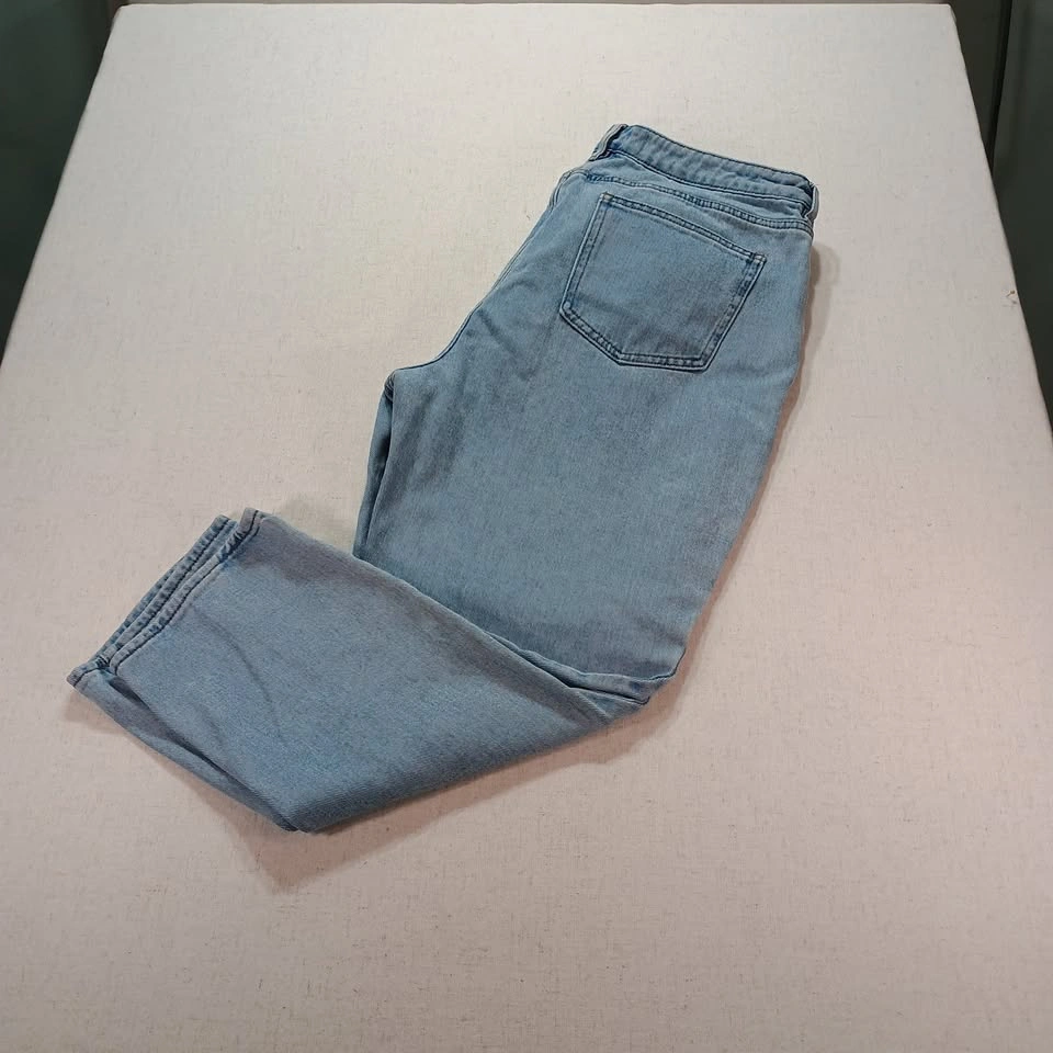 PacSun Mom Jeans Light Wash Denim Distressed High Rise Size 31 - photo 2