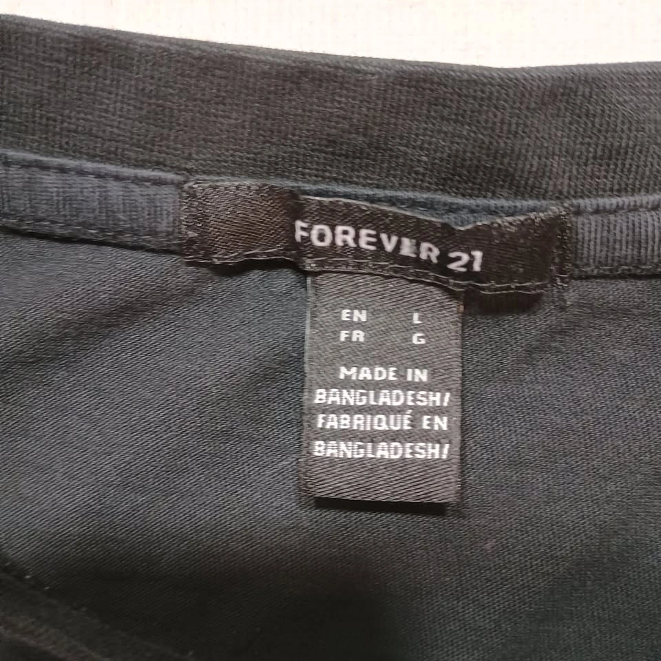 Forever 21 Whatever Graphic Cropped Tee Black Size L - photo 4
