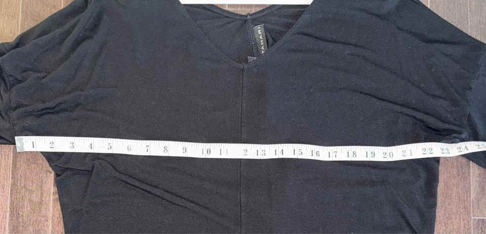 Tahari Black V-Neck 3/4 Sleeve Top - photo 3
