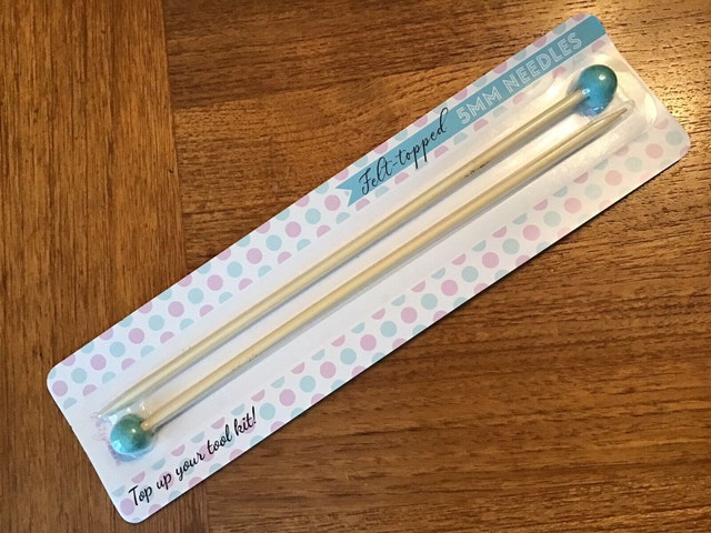 Felt topped knitting needles