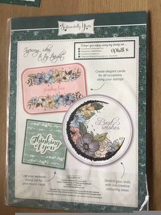 Fabulous Florals Stamp Set - photo 4
