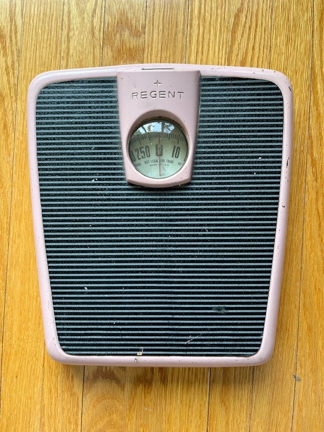 Vintage Pink Bathroom Scale