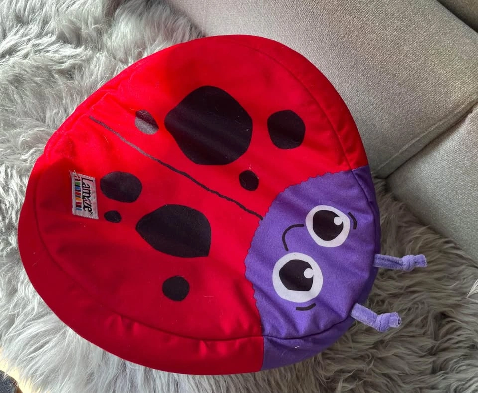 Lamaze ladybug baby belly time spinning toy - photo 2