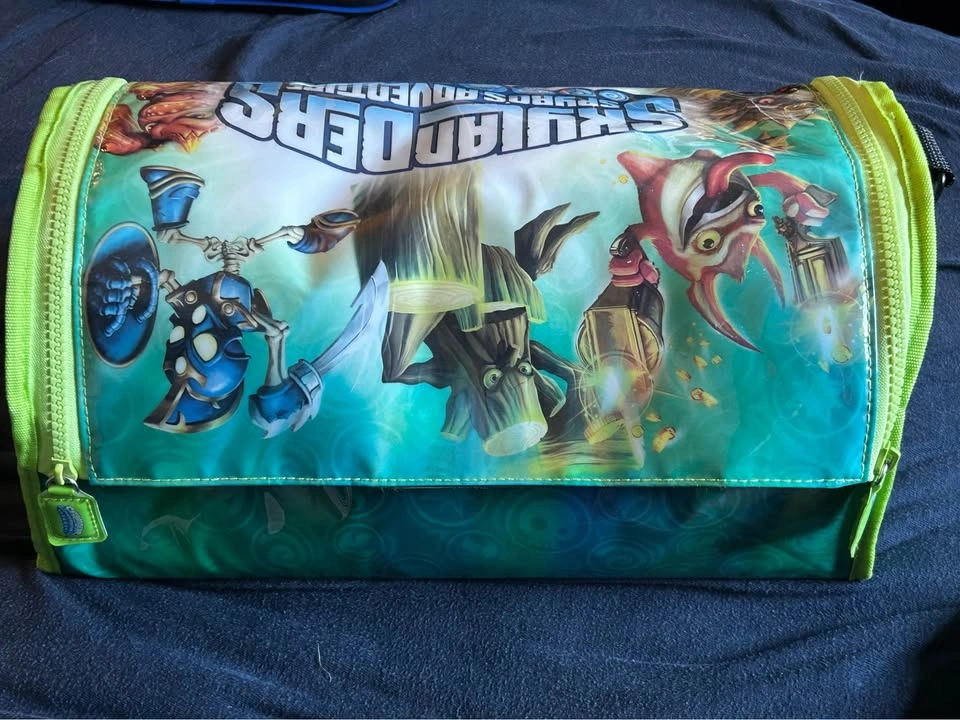 Skylanders Spyros Adventures Carry Bag - photo 2