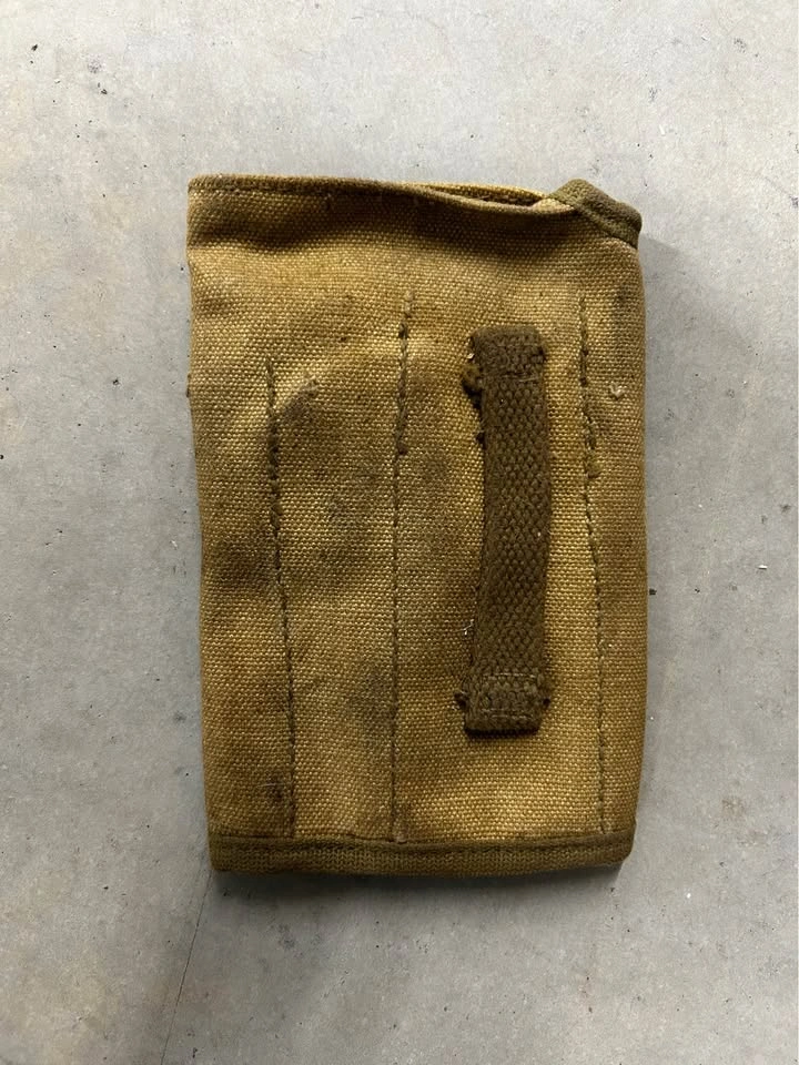 WW2 US Army Tool Roll M12 EMPTY Not Dated, No Markings - photo 2