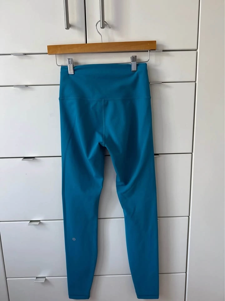Lululemon Wunder Train High-Rise Tight 28” – Size 6 - photo 4