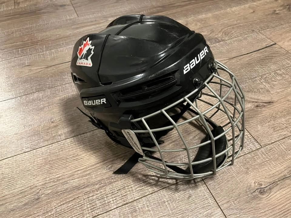 Hockey equipment - photo 4