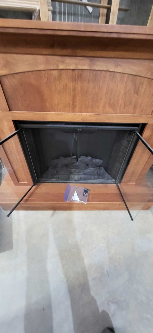 Electric Fireplace - photo 3