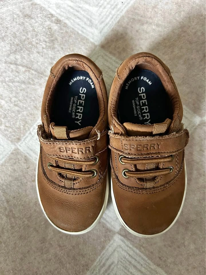 Toddler Sperry loafers- Size 7