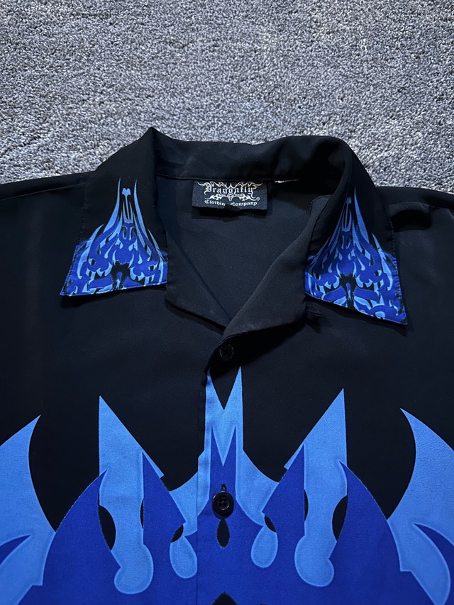 dragonfly 2000s tribal skull flame button up shirt size XL - photo 4