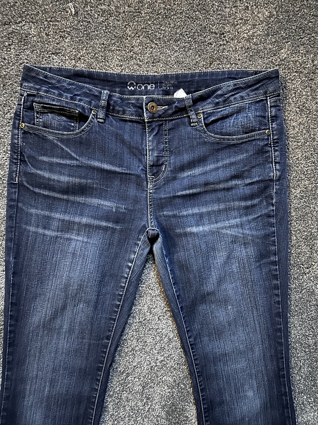 woman’s warehouse bootcut jeans size 31 - photo 3