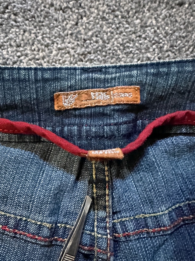 Bill Blass Women's Bootcut Jeans Size 4 - photo 4