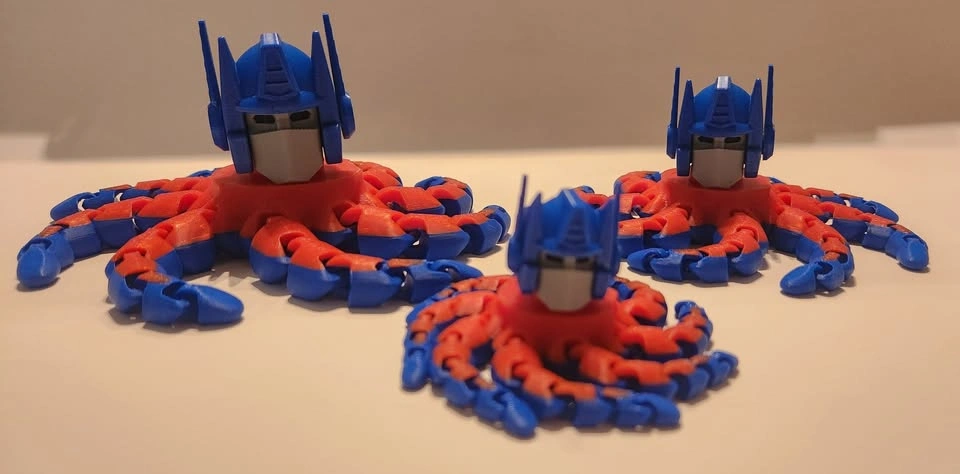 Octopus Prime - Octopus Version of Optimus Prime - photo 3
