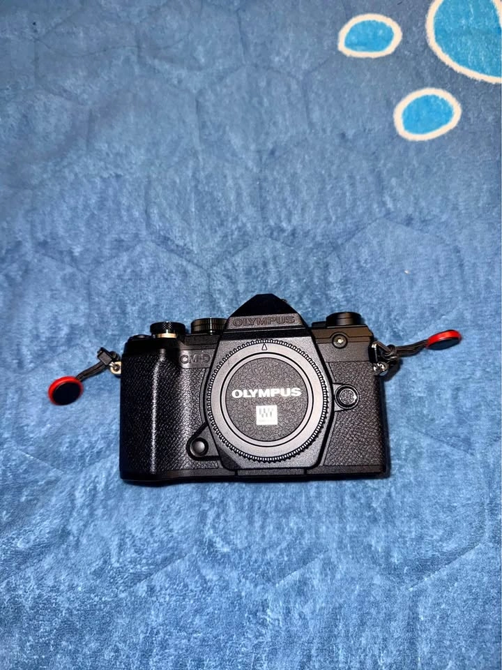 Olympus EM5 M3 BODY ONLY OPEN TO TRADE