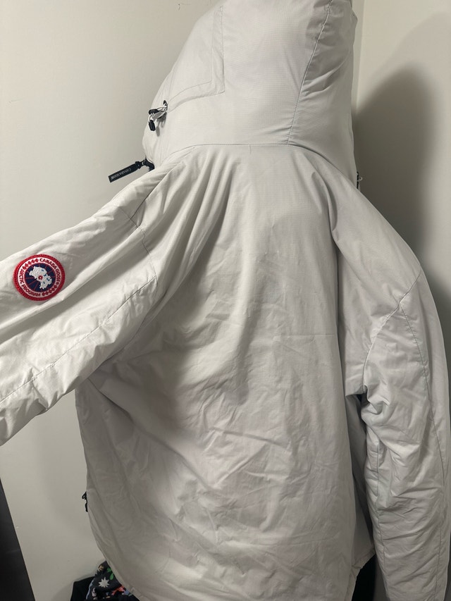 Canada Goose Jacket - photo 3