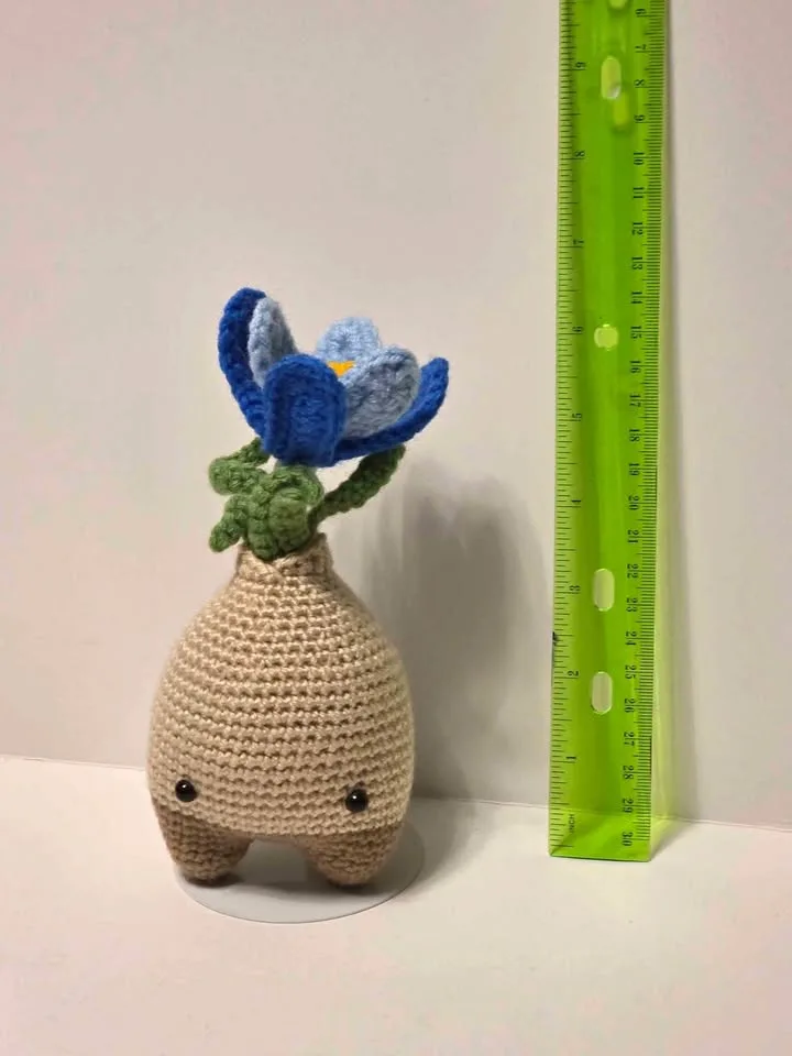 Flower Character Amigurumi Crochet thumbnail