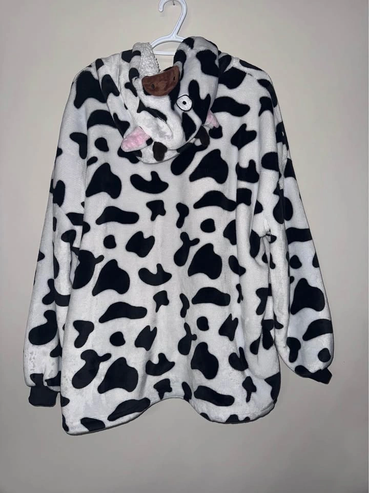 Cow Plush Hoodie - photo 2