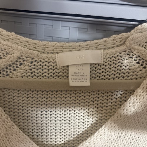 H&M Women's XS Beige/Black Striped V-Neck Knit Sweater - photo 2