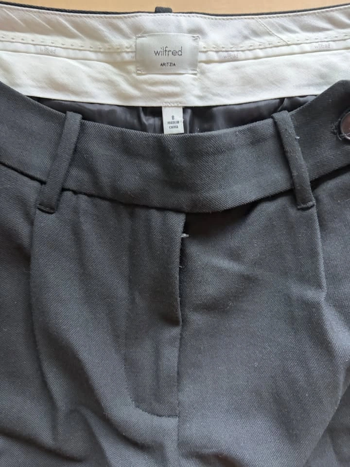 Aritzia Pants Black (size 8) - photo 3