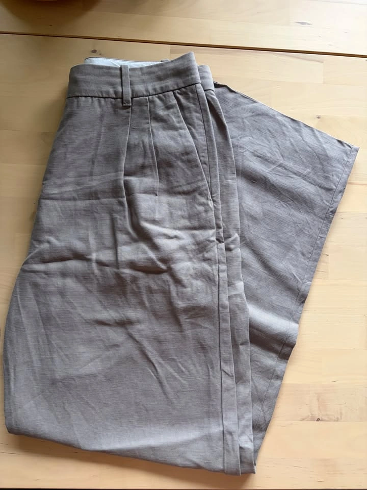 Aritzia Effortless Pants Linen (size 8) - photo 2