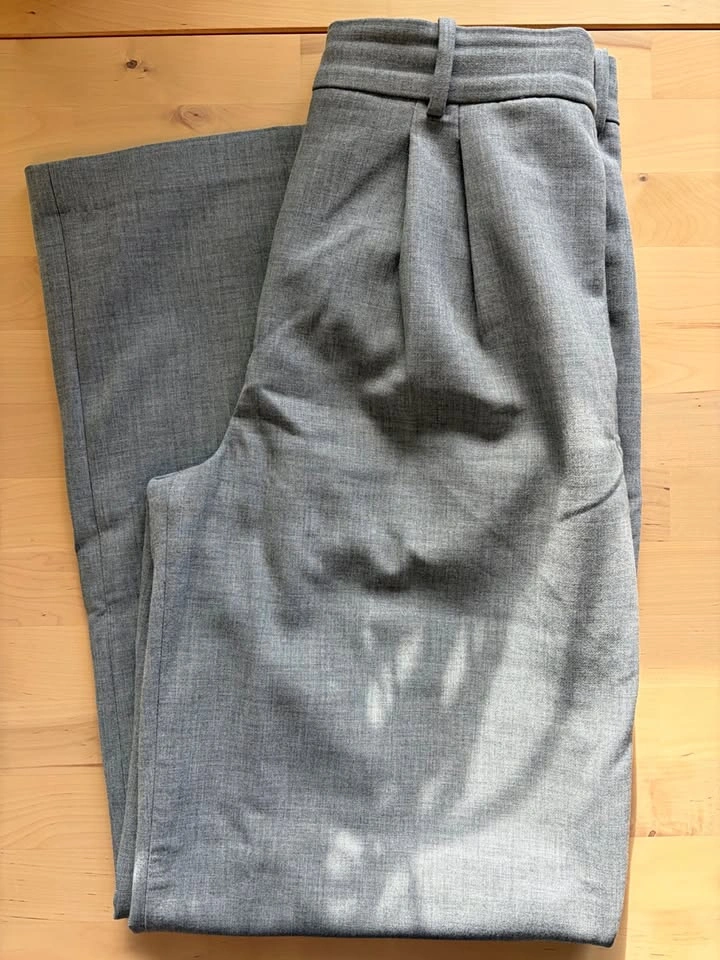 Babaton Aritzia Wide Leg Gray Pants