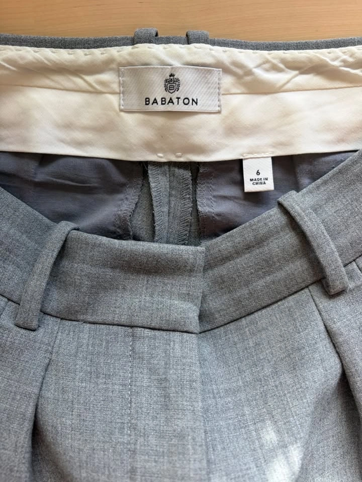 Babaton Aritzia Wide Leg Gray Pants - photo 2