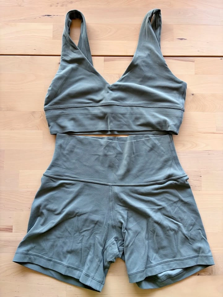 Golden by Aritizia Workout Set