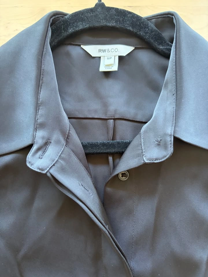 RW & Co Silky Button-up - photo 3