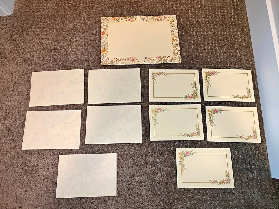 Blank Greeting Flat Cards with Envelopes - Card Count: 5