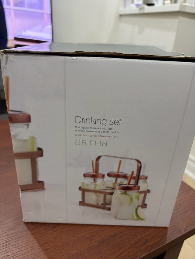 Stokes Griffin Drinking Set - photo 2