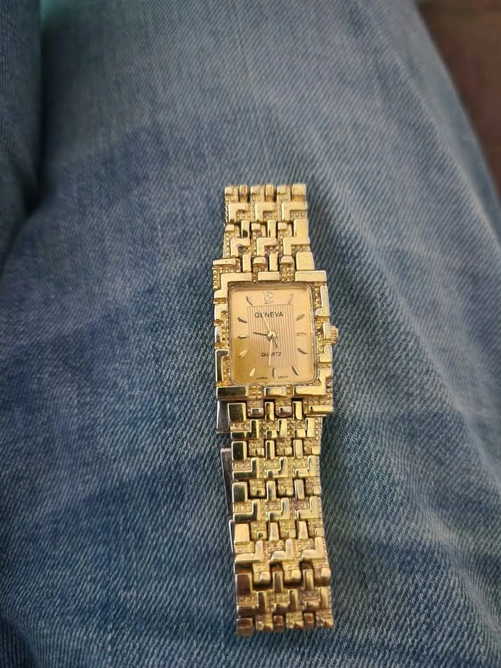 Geneva Quartz Watch - photo 2