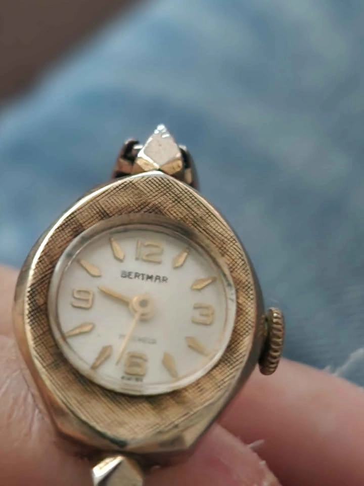 Vintage Bertmar Incabloc 17 Jewel Ladies Watch 10k Rolled Gold - photo 5