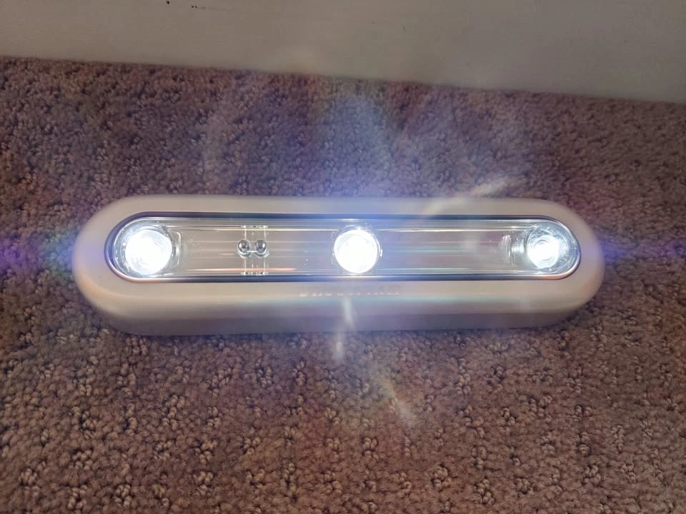 LED Under Cabinet Lighting Dot It Linear Swivel Light Bar - photo 4