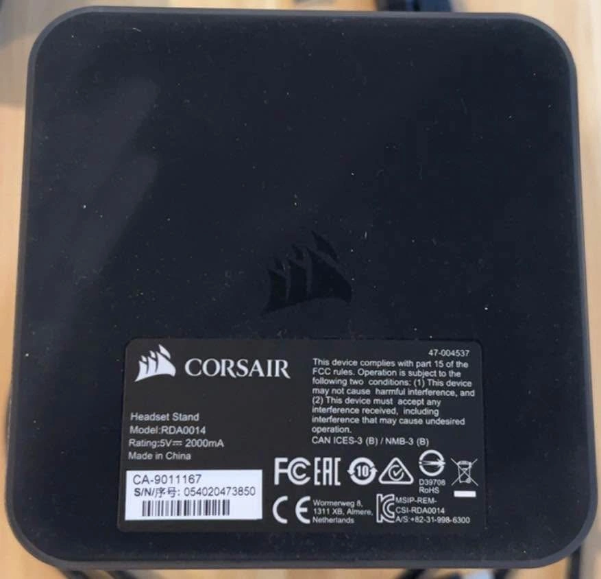 Corsair ST100 RGB Premium Headset Stand with 7.1 Surround Sound - photo 2