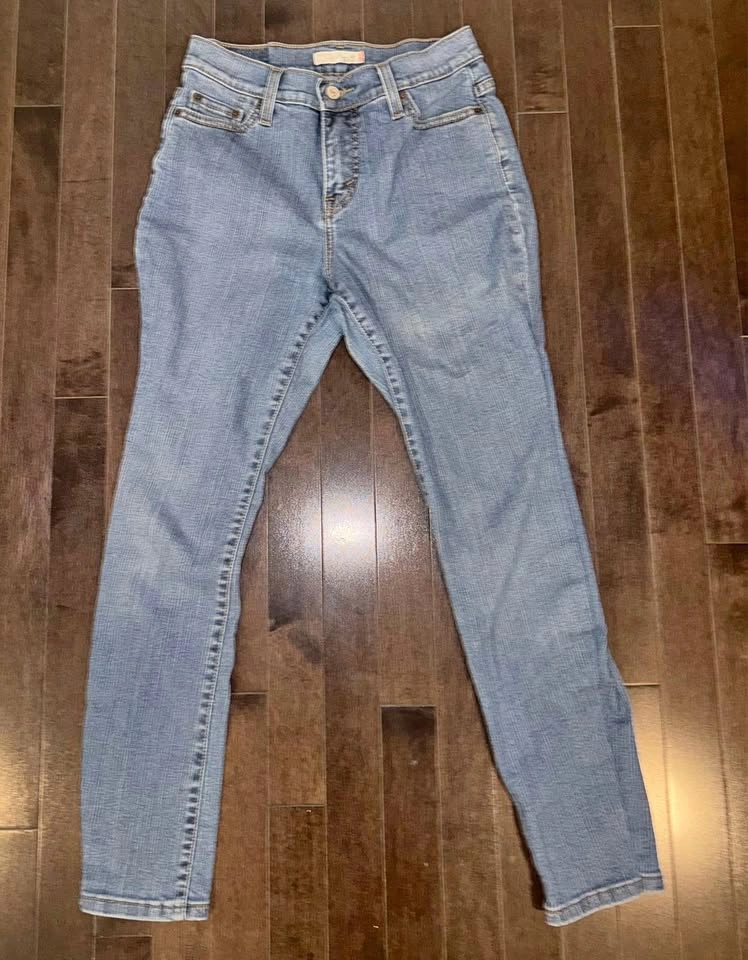 Levi's 512 Perfectly Slimming Boot Cut Jeans