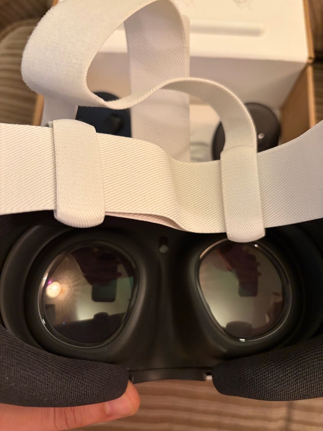 Meta Quest 3 512GB VR Headset - photo 5