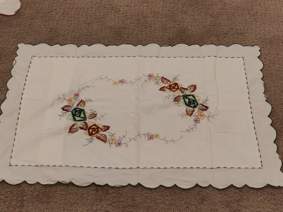Embroidered Pillow Sham / Cover - 4 Shams - photo 2
