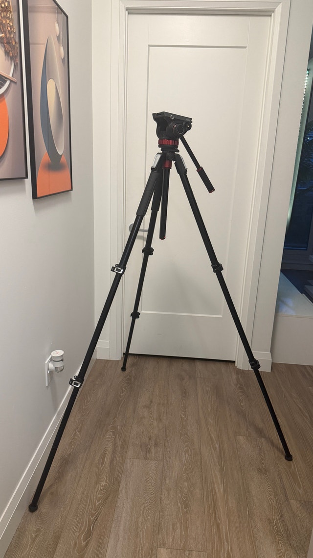 Manfrotto 055 Pro Tripod with video head (055XPRO3) - photo 3