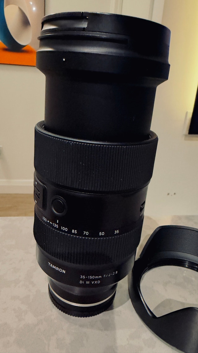 Tamron 35-150mm f/2-2.8 Di III VXD Lens + tripod collar - photo 3