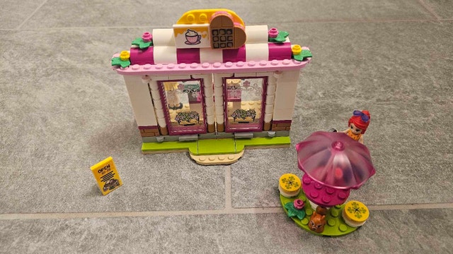 LEGO Friends 41426 Heartlake City Park Café - photo 2